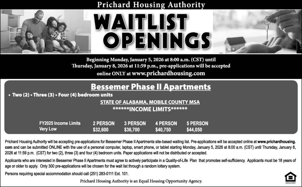 Family smiling with keys 